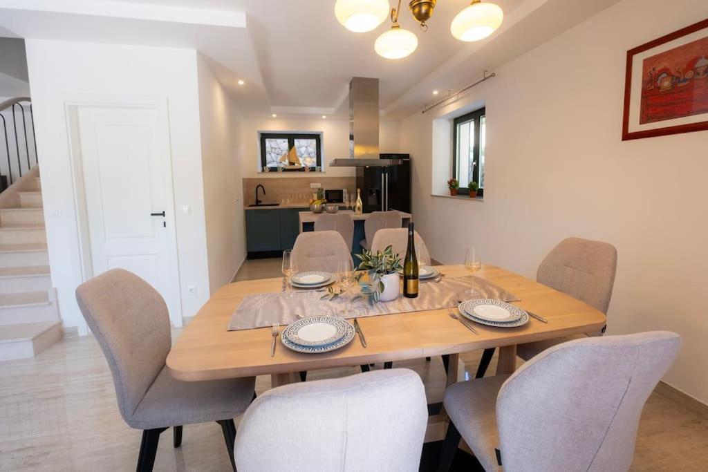 Villa Vlamar - New Luxury House *